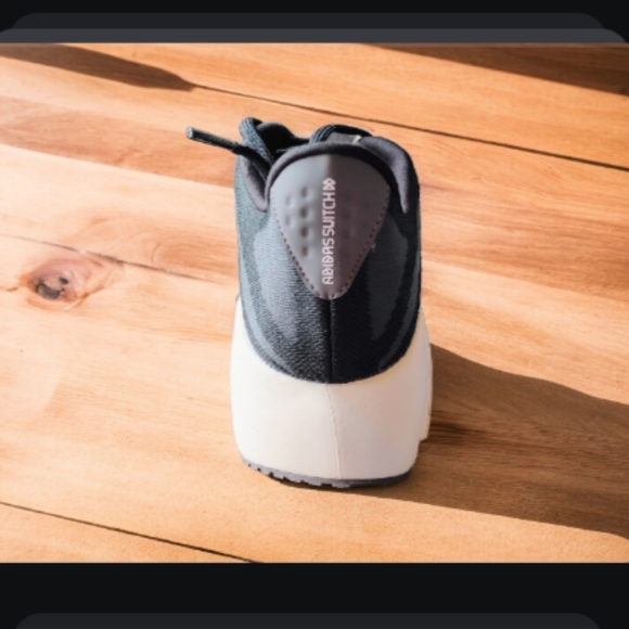 ADIDA SWITCH FWD RUNNING - Picture 4 of 5